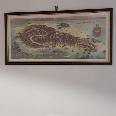 Raggio Di Sole Dietro Piazza San Marco Vakantiehuis *