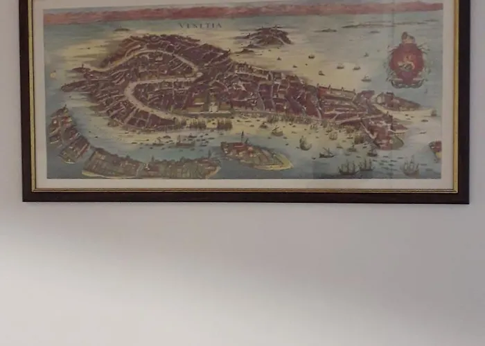 Raggio Di Sole Dietro Piazza San Marco Vakantiehuis *